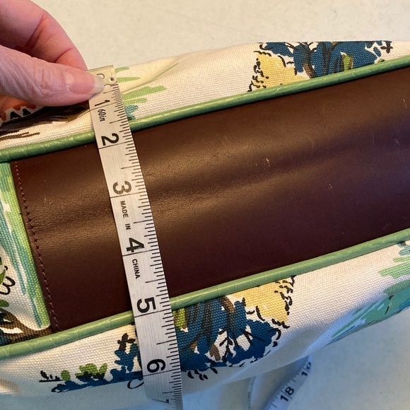 VTG Tommy Hilfiger Scenic Print Satchel with Brown Handles - Picture 11 of 12